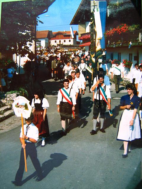 052 Laufen